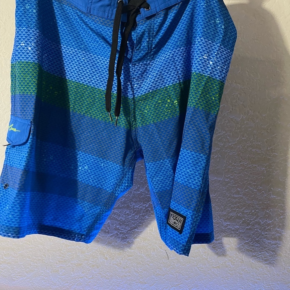Board shorts